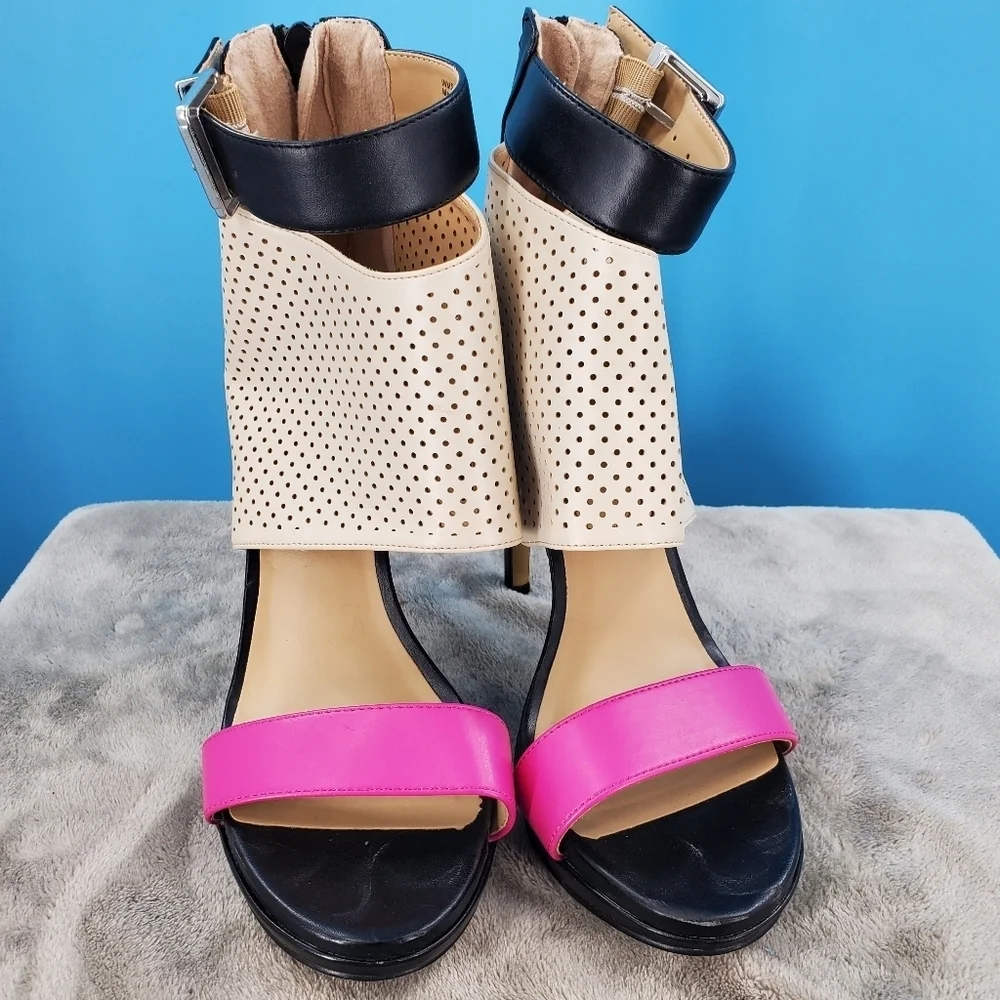 Juicy Couture pink, black and tan strappy heels 7